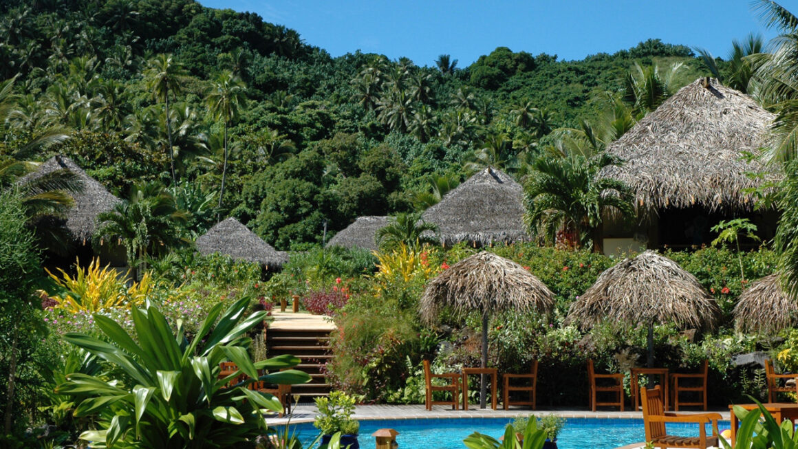Etu Moana, one of the best Cook Islands Luxury Hotels