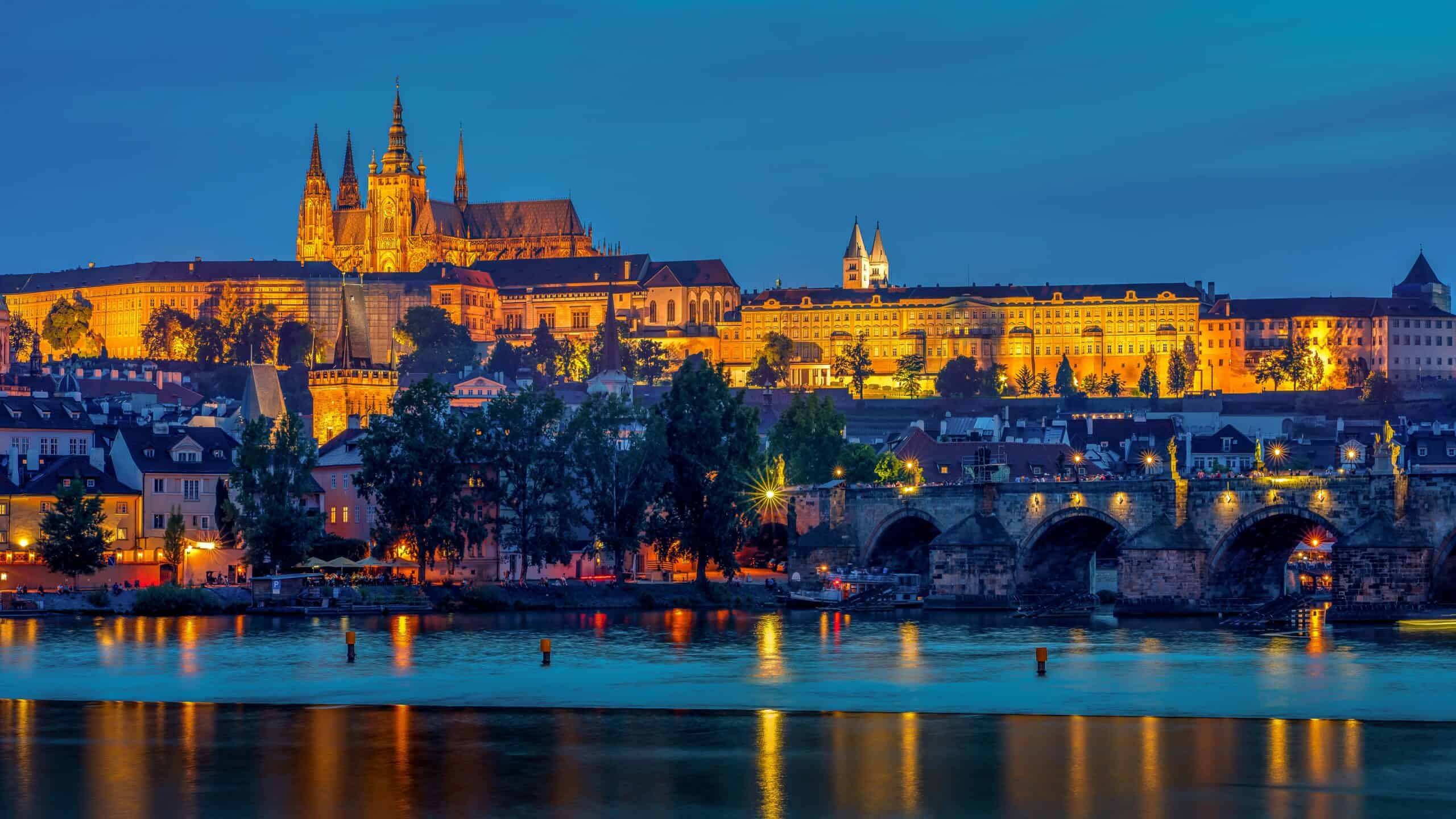 The Best – And WORST – Time to Visit Prague, Czech Republic - Undiscovered  Path Home